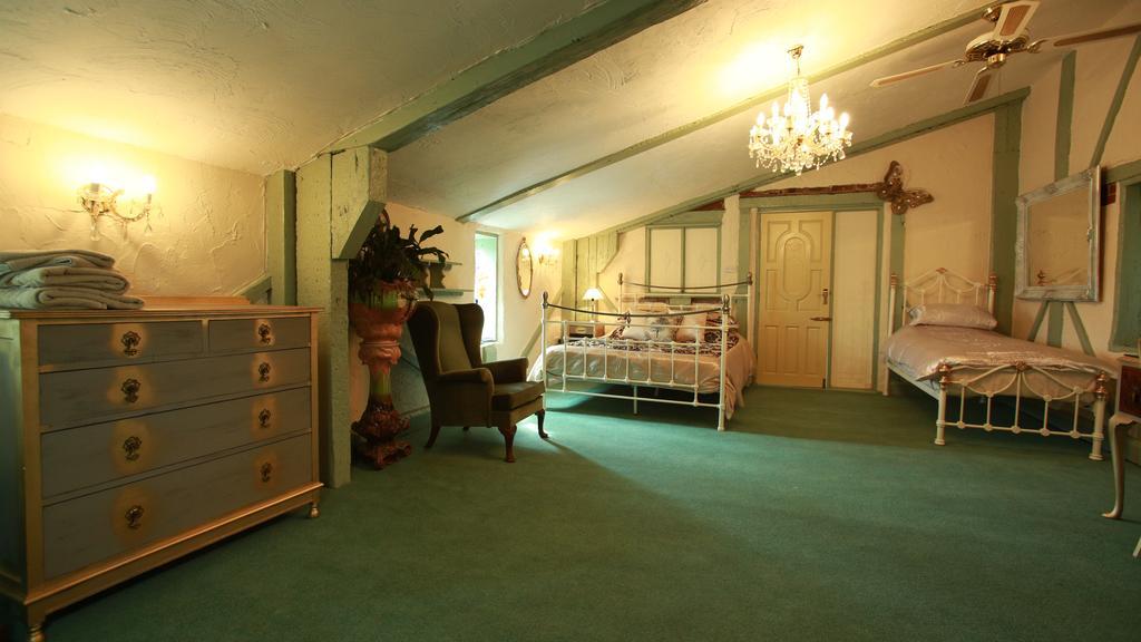 The Edge Accommodation ฮัดเดอร์สฟิลด์ ห้อง รูปภาพ
